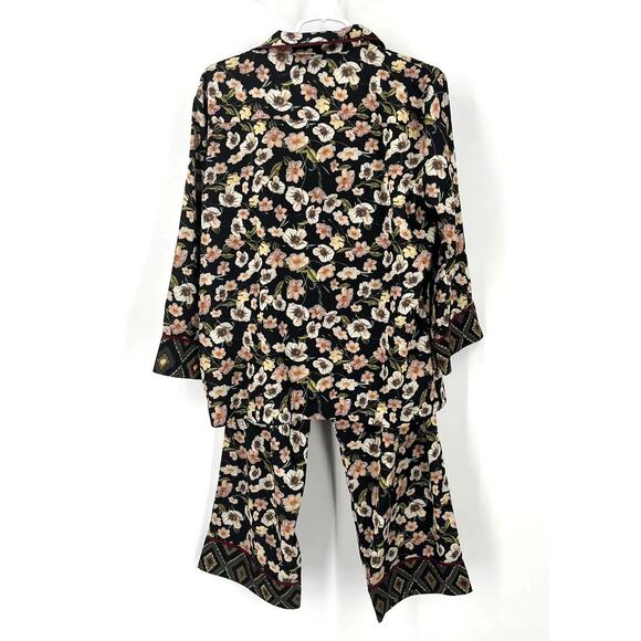 Bed To Brunch Floral Satin Pajama Set - Picture 8 of 10